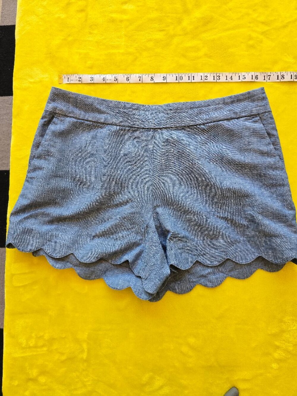 LOFT The Riviera Scalloped Hem Shorts in denim blue size 10